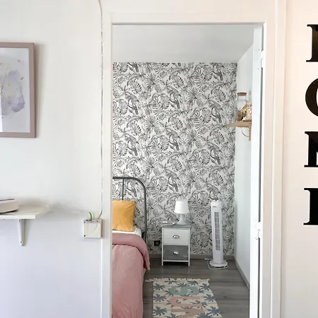 Le Pinky Bird - 19 *